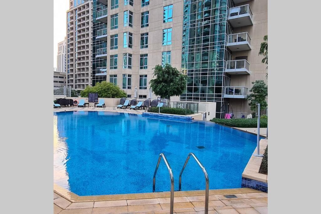 First Class 2Br With Full Burj Khalifa And Fountain View Dubai Bagian luar foto