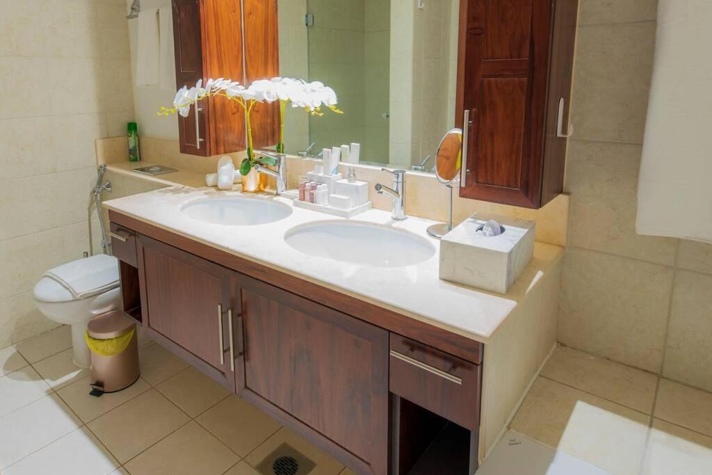 First Class 2Br With Full Burj Khalifa And Fountain View Dubai Bagian luar foto