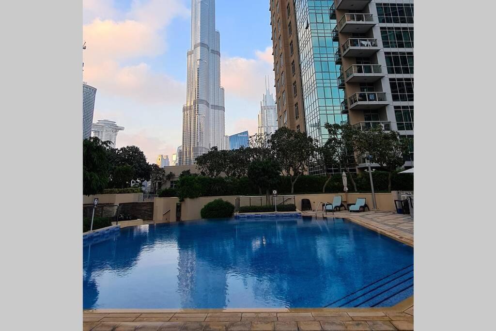 First Class 2Br With Full Burj Khalifa And Fountain View Dubai Bagian luar foto